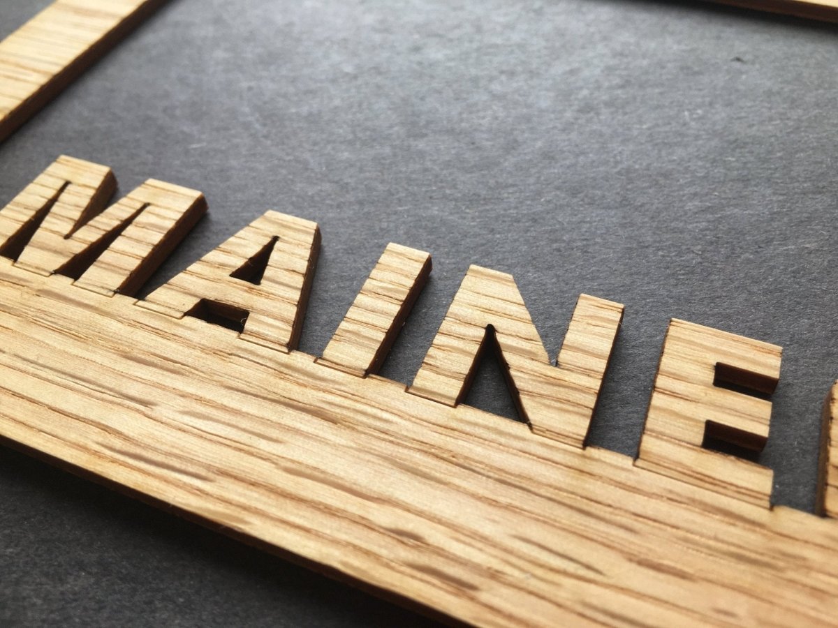 Maine Picture Frame - 5x7 Frame Hold 4x6 Photo - Legacy Images - Picture Frames - 5x7 picture frame Maine picture frame laser engraved