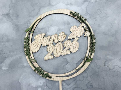 Cake topper with date